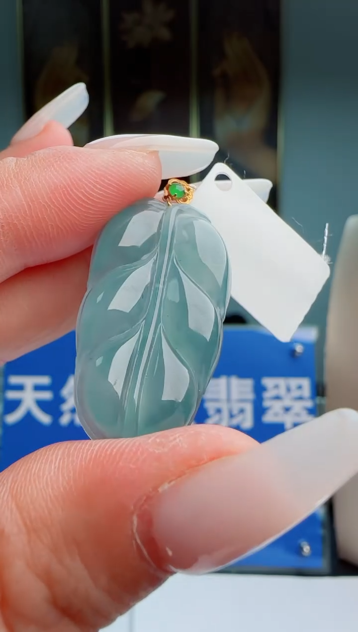 【闪购商品】翡翠颈饰未镶嵌11111111111