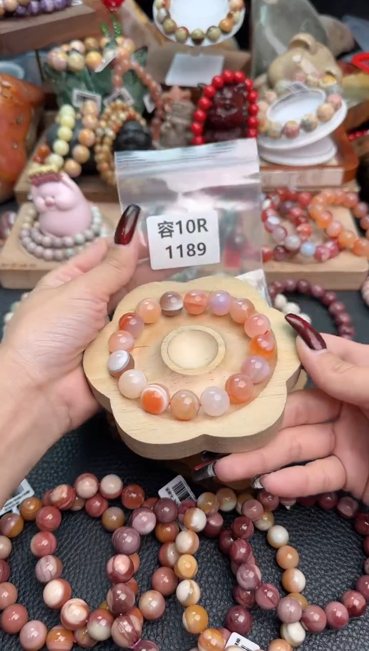 【闪购商品】石英质玉手链未镶嵌10R1189