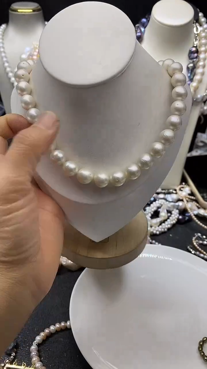 颈饰未镶嵌淡水珍珠多人
