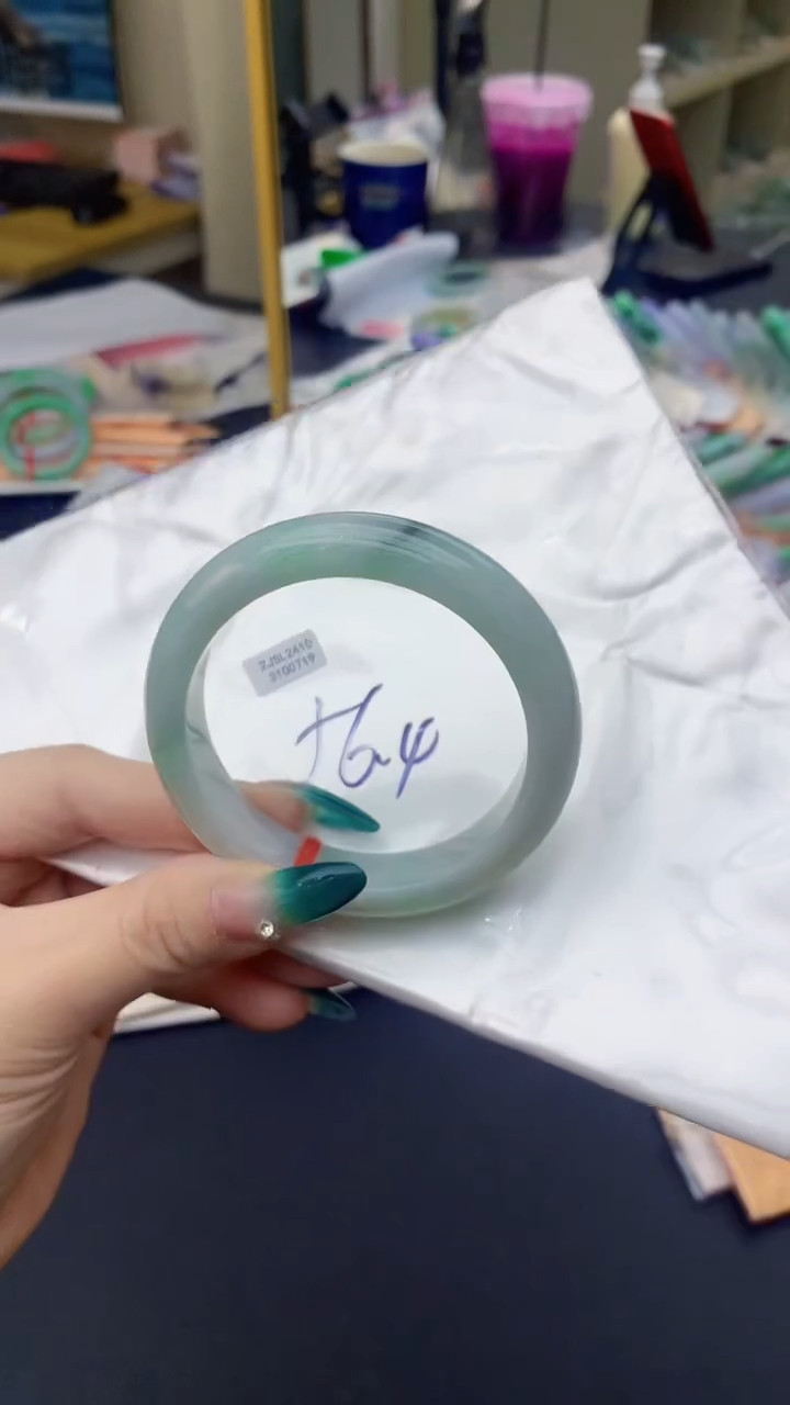 【闪购商品】翡翠手镯未镶嵌0162559553