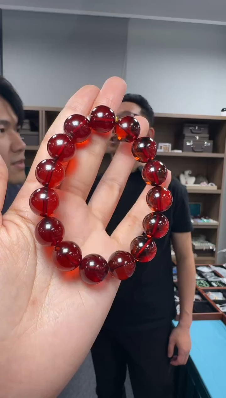 【闪购商品】琥珀手串未镶嵌13mm血珀圆珠单圈