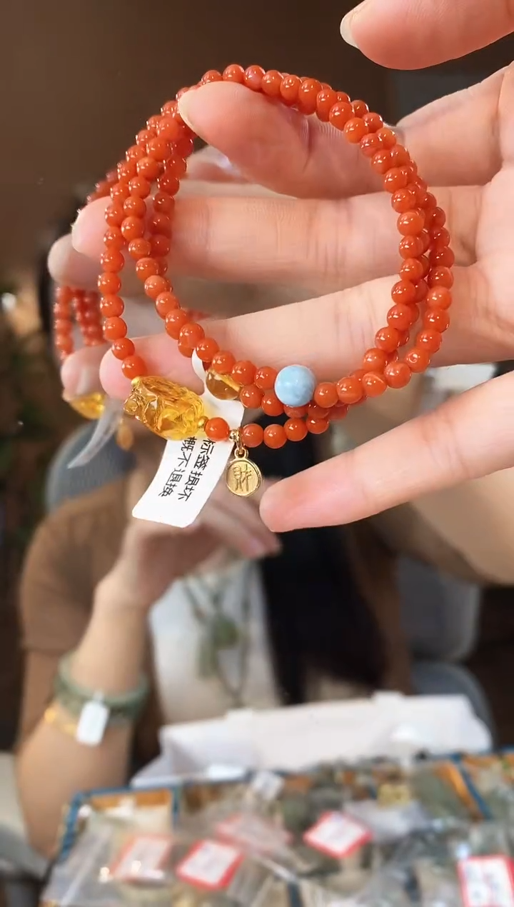 颈饰未镶嵌和田玉南,红,貔,貅多层手串