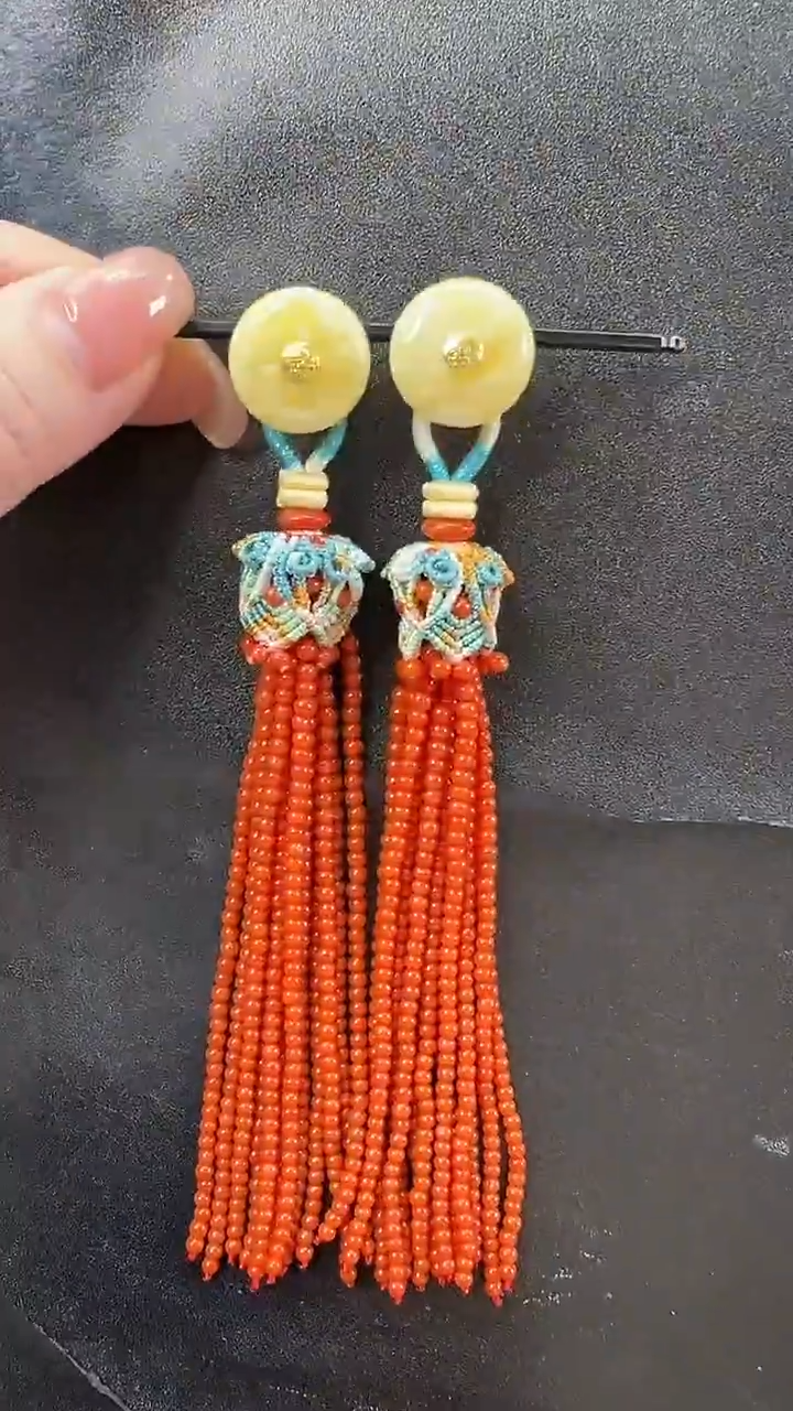 琥珀颈饰未镶嵌耳环