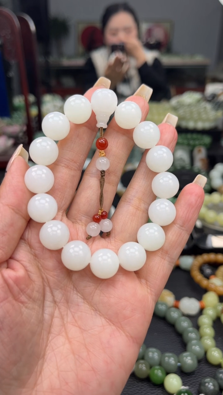 【闪购商品】和田玉手串未镶嵌新疆黑山白玉卡13