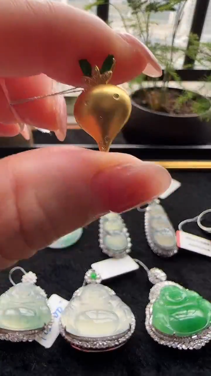 【闪购商品】翡翠吊坠(不含链)18K金镶嵌天然缅甸翡翠A货镶嵌金寿桃