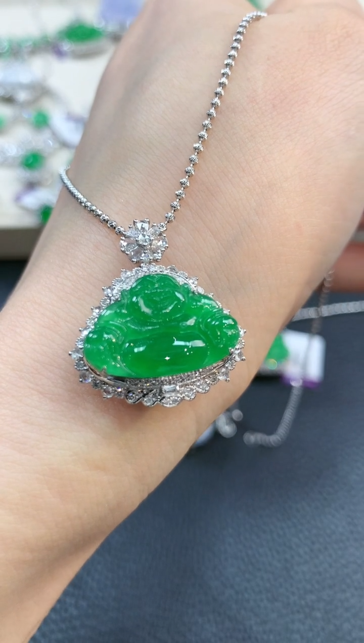 【闪购商品】翡翠吊坠(不含链)18K金镶嵌n87    