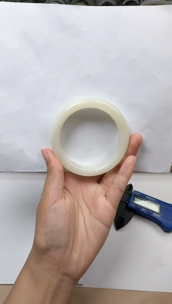 【闪购商品】和田玉手镯未镶嵌56/57圈口YY