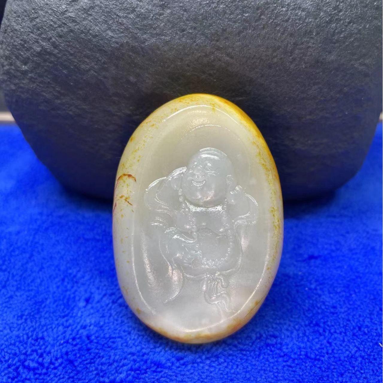 新疆和田玉弥勒佛吊坠男女款带皮玉石挂件112克