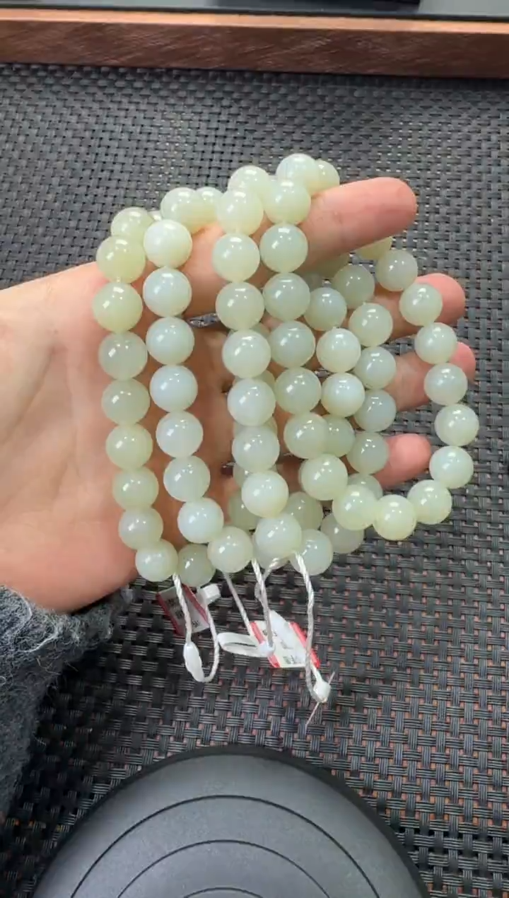 未镶嵌手串和田玉新疆且末近矿青白卡10