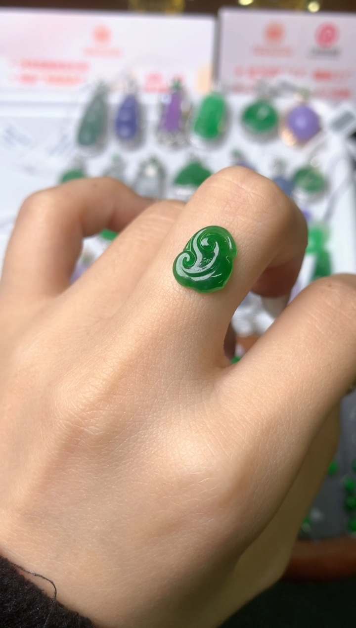 【闪购商品】定制翡翠未镶嵌裸石（镶嵌定制）