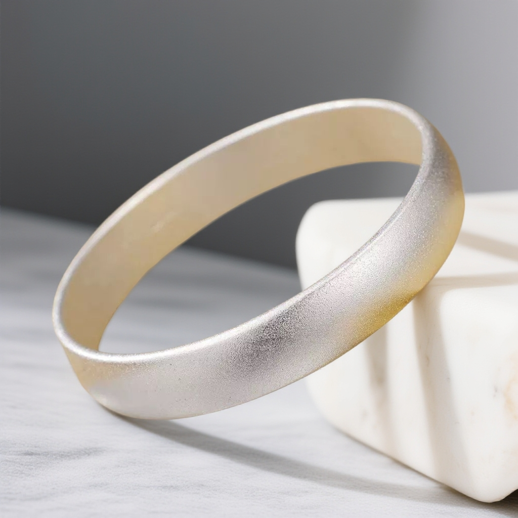 999.9银宽面古法磨砂轮胎闭口手镯