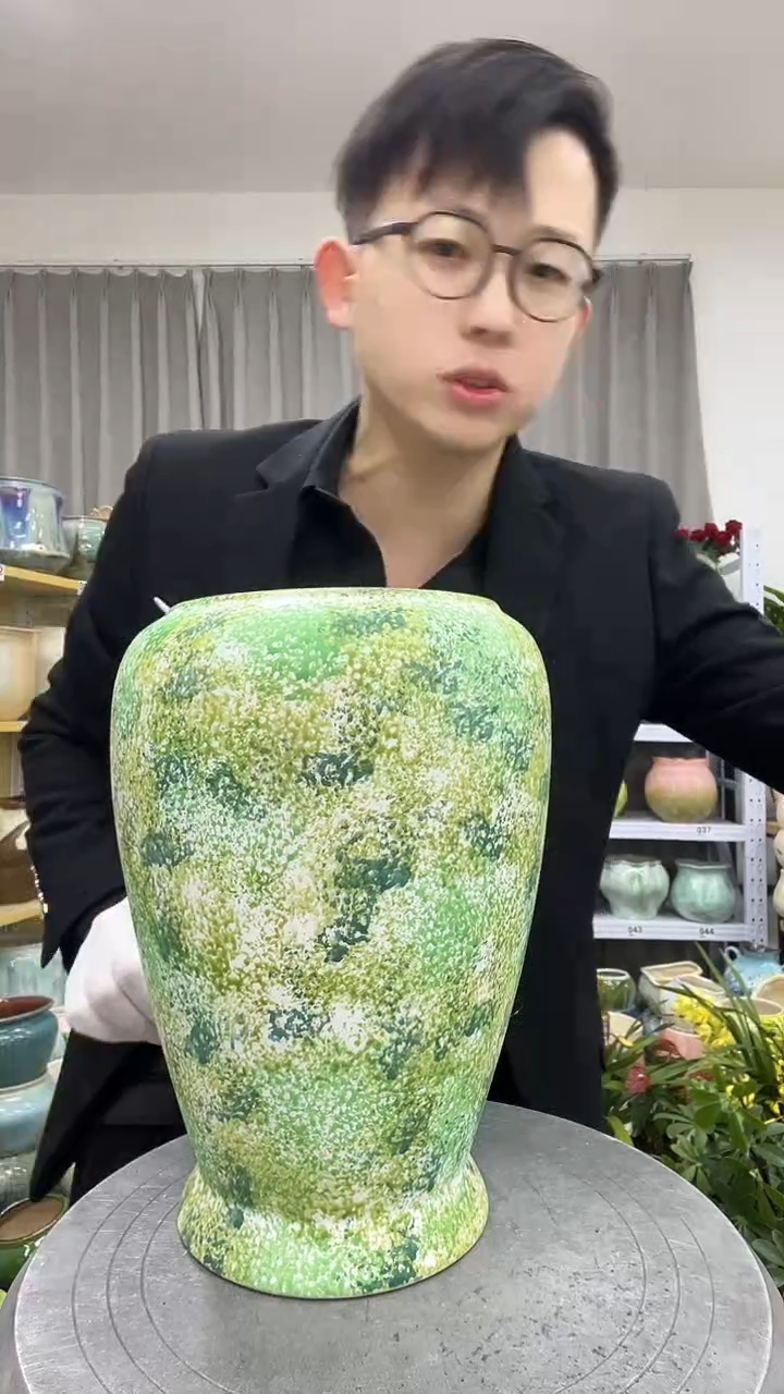 无孔【12.2号】花盆  高度：28 口径：11