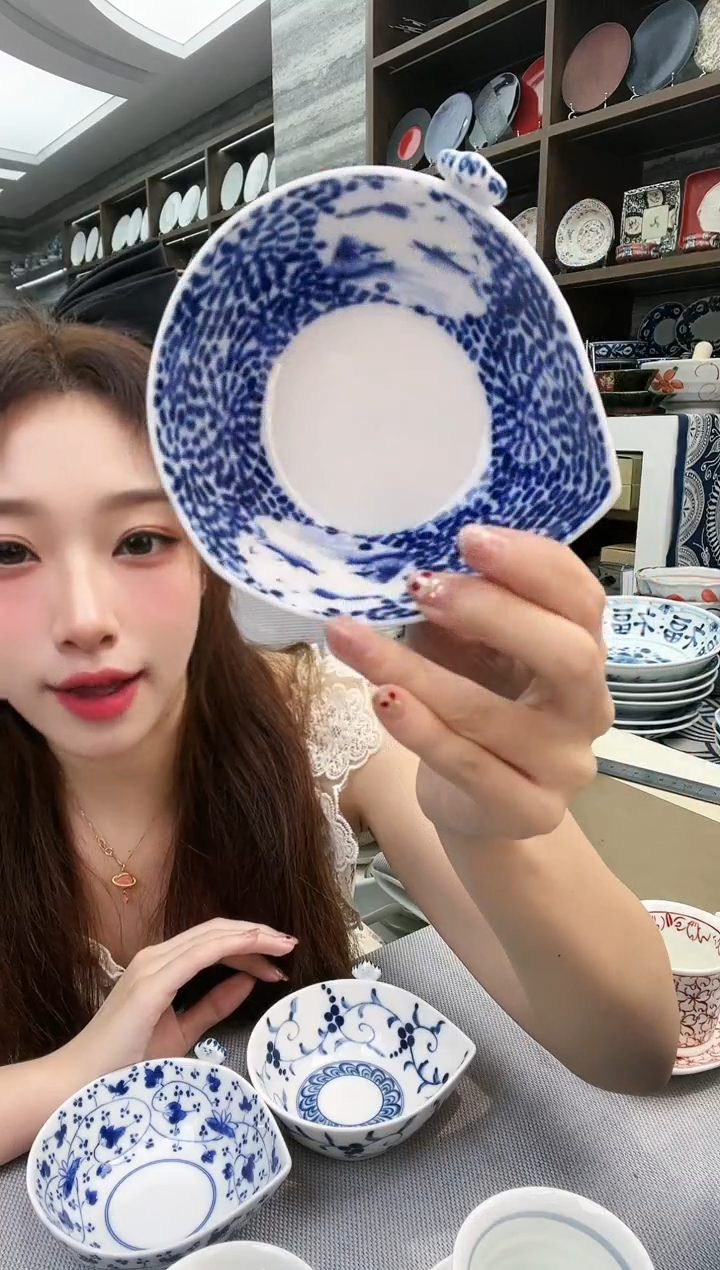 瓷林九郎满绘小钵一只