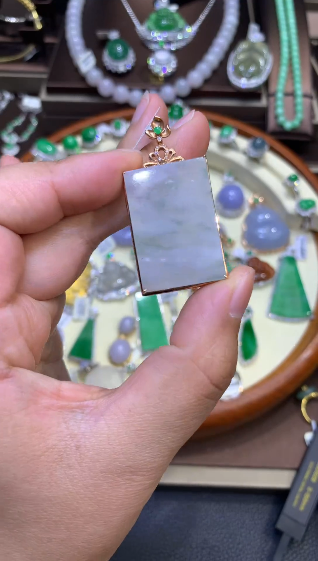 【闪购商品】翡翠颈饰18K金镶嵌111111111