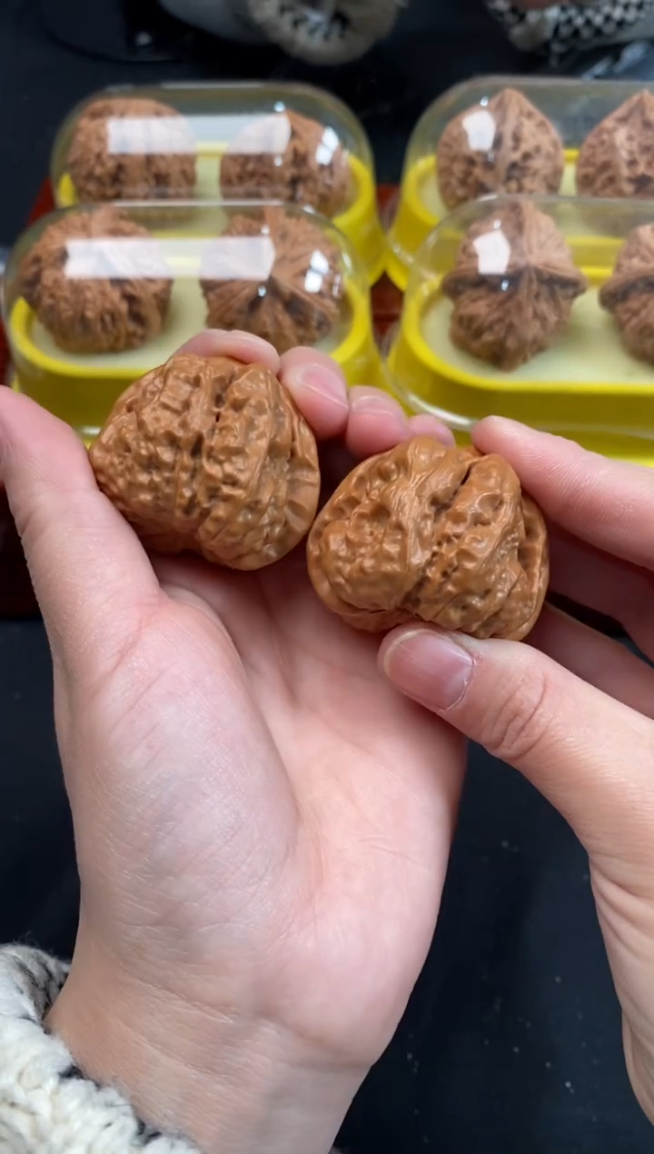 把件文玩核桃蛤蟆头40尺Z891