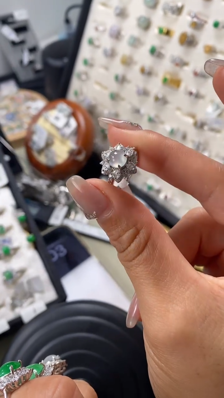 【闪购商品】翡翠戒指银S925镶嵌8974