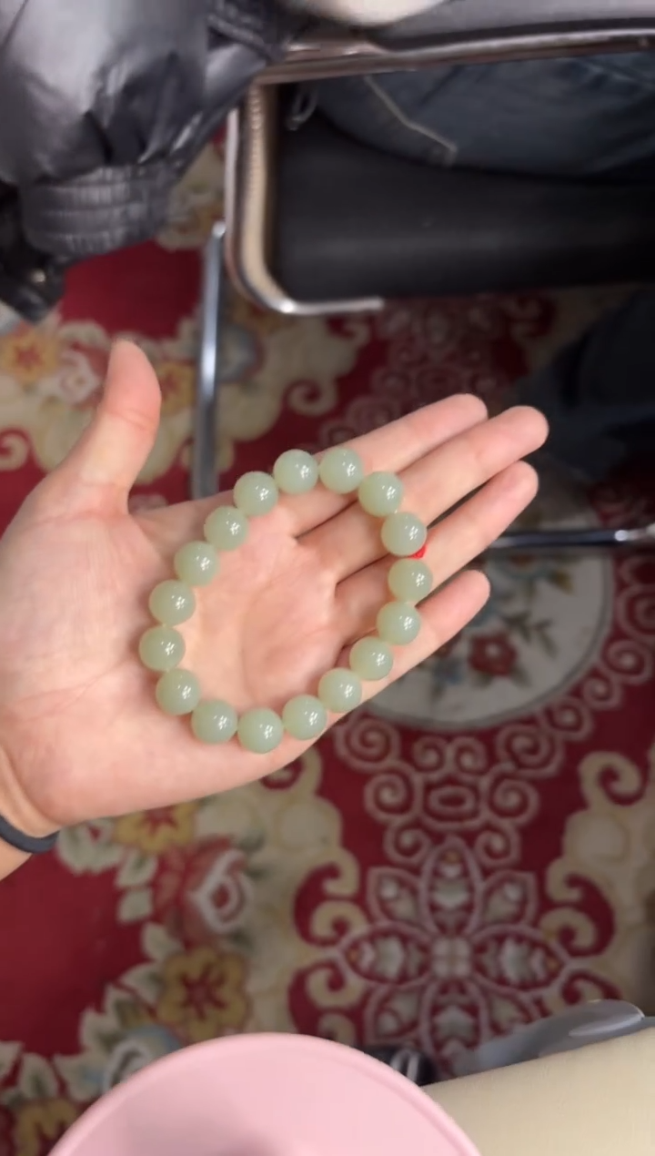 【闪购商品】和田玉手串未镶嵌且末微色差近矿卡12