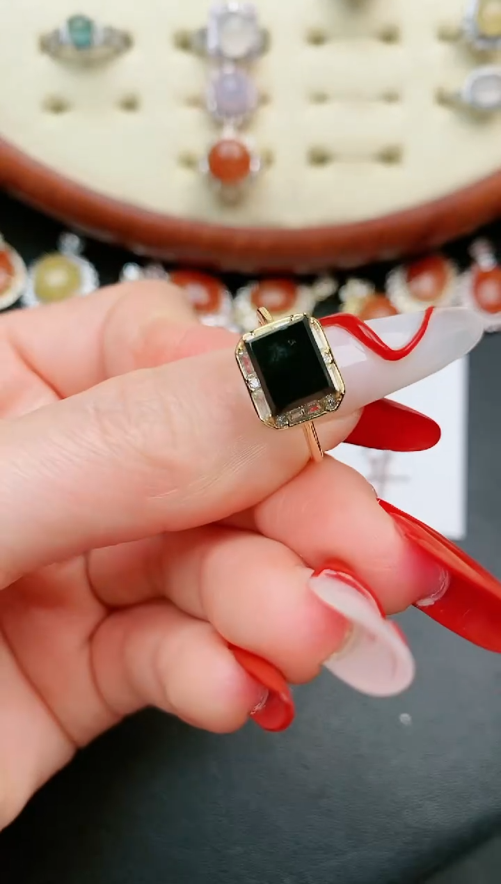 【闪购商品】翡翠戒指银S925镶嵌.....