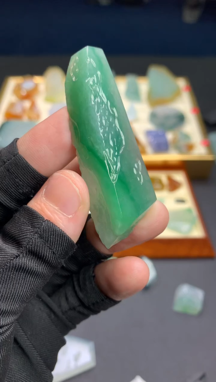 【闪购商品】定制翡翠未镶嵌           