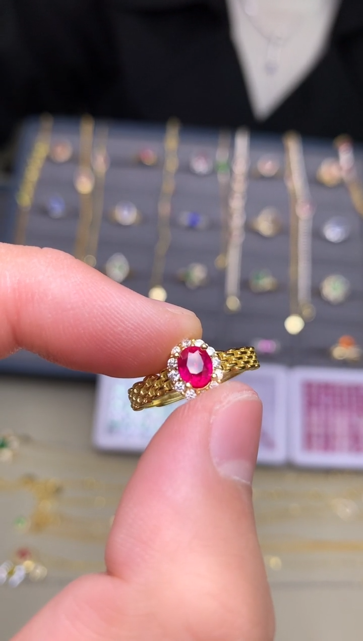 银S925镶嵌戒指红宝石戒指