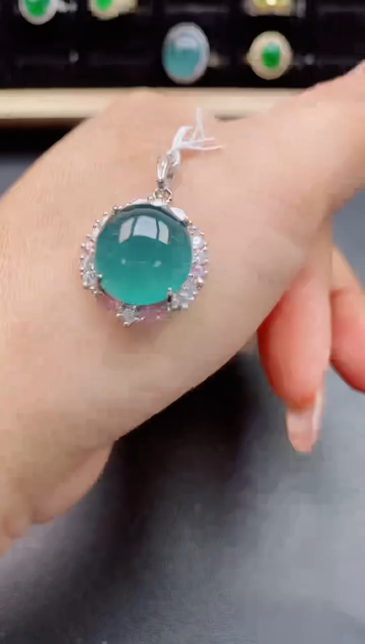 翡翠银S925镶嵌吊坠(赠链)321312