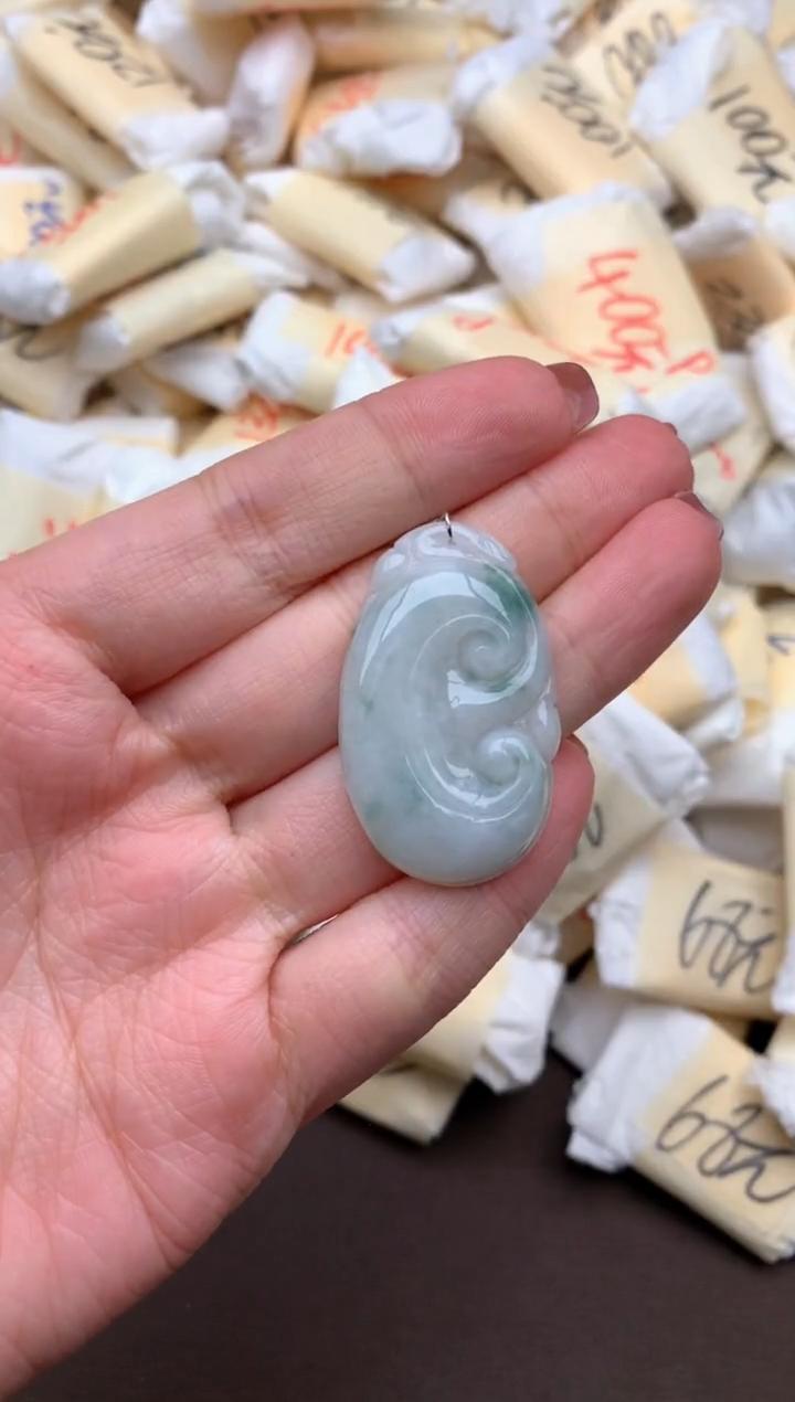 【闪购商品】翡翠挂件未镶嵌一