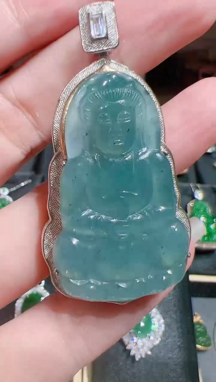 【闪购商品】翡翠颈饰合金202521865