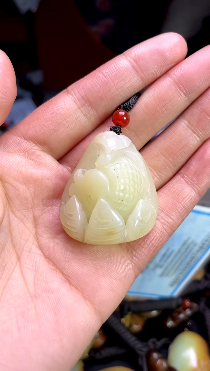 【闪购商品】和田玉颈饰未镶嵌1