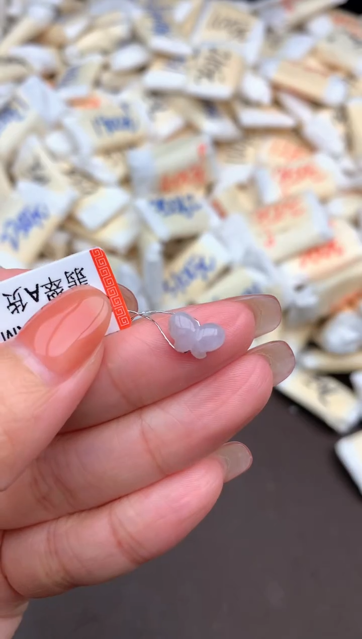 未镶嵌挂件翡翠一