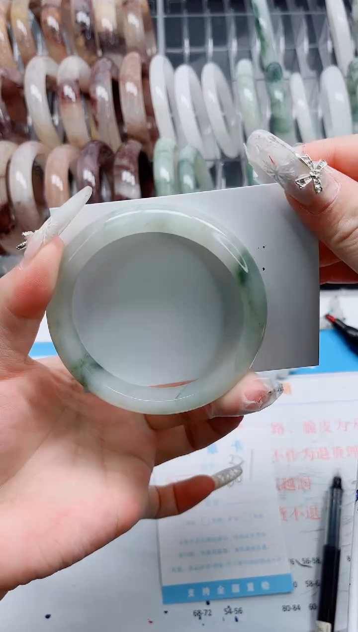 【闪购商品】石英质玉手镯未镶嵌A321-60