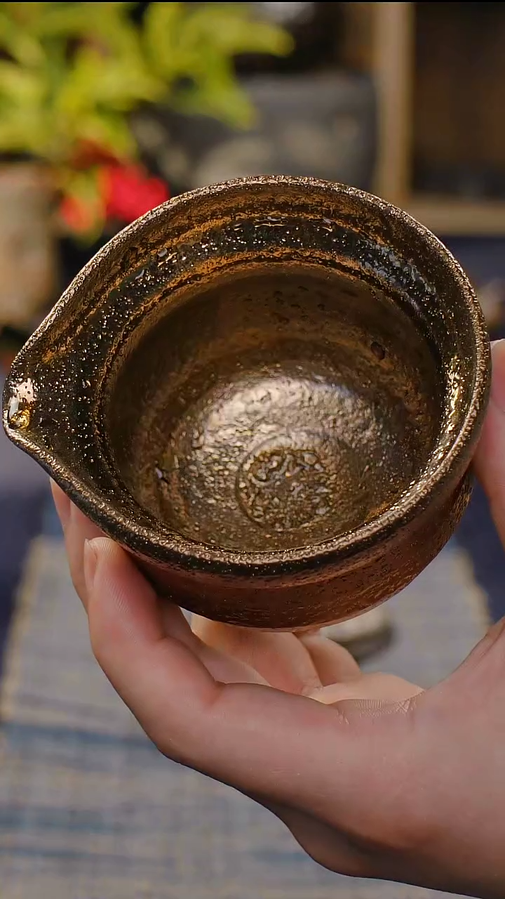 【闪购商品】明静砂器纯手作------紫磨金盖碗