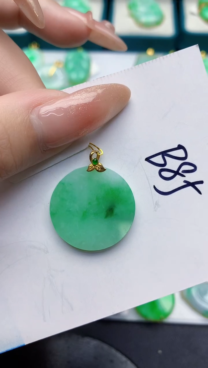 【闪购商品】翡翠颈饰18K金镶嵌000000000