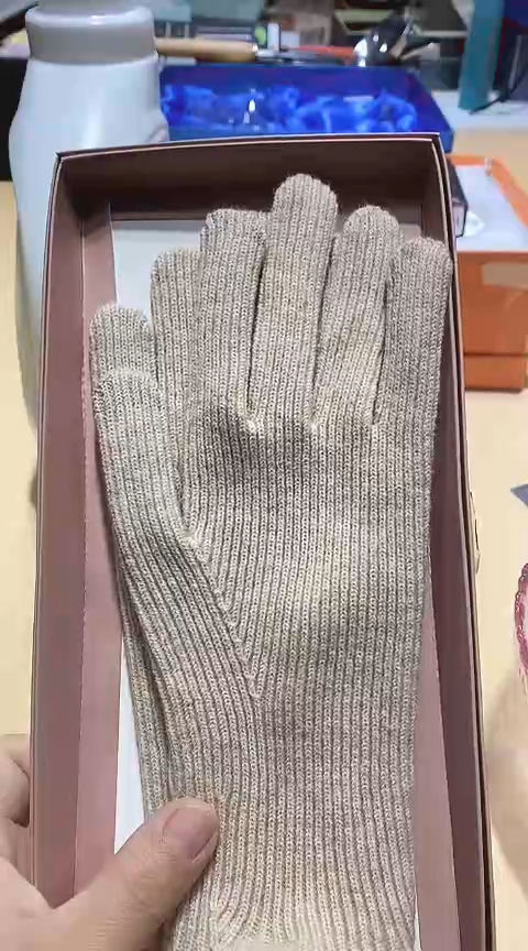 瓷片为**瑞生活的本意就是开心@@1