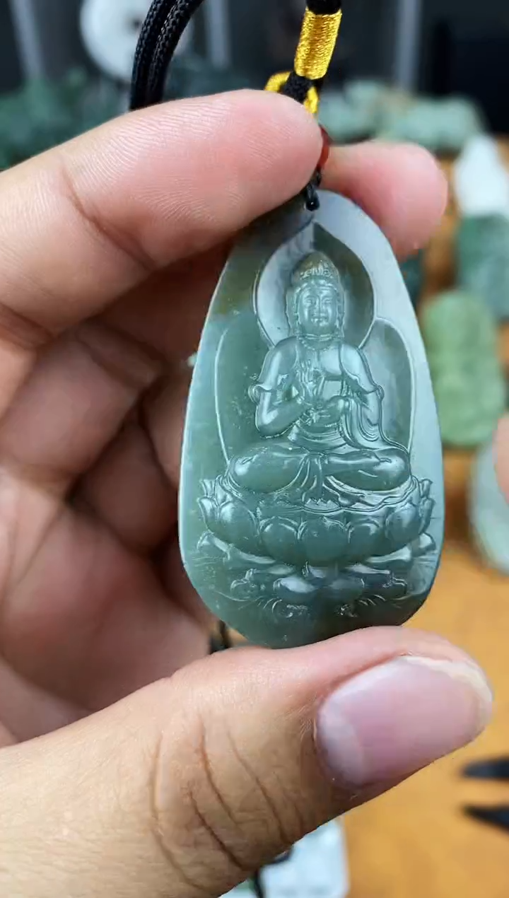 未镶嵌和田玉把件1