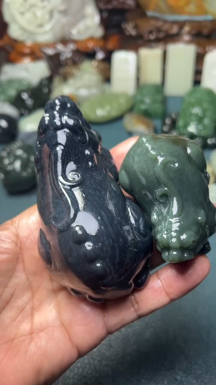 未镶嵌和田玉把件2