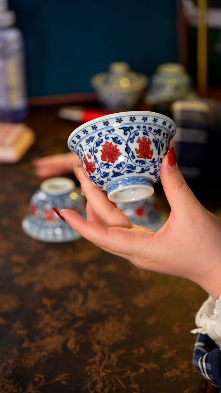 【闪购商品】屹朴青花釉里红缠枝压手杯（鸳鸯）