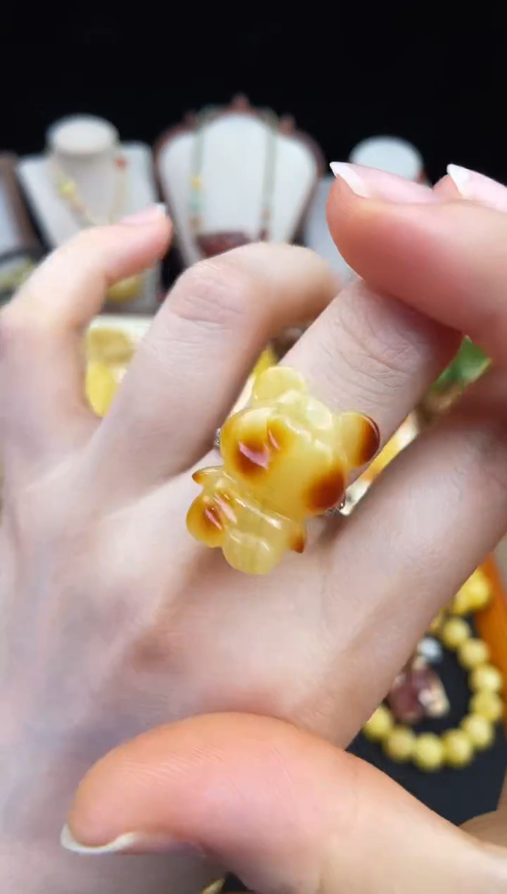 琥珀未镶嵌珠宝奇石柒月