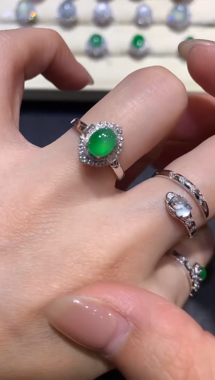 【闪购商品】翡翠戒指18K金镶嵌a53