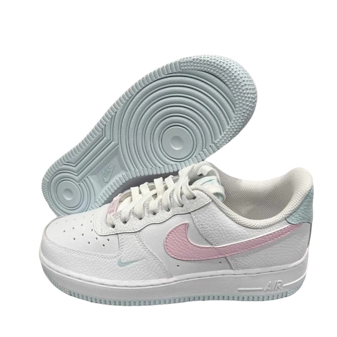 NIKE/耐克女子 AIR FORCE 1 '07空军一号运动休闲板鞋IH0640161