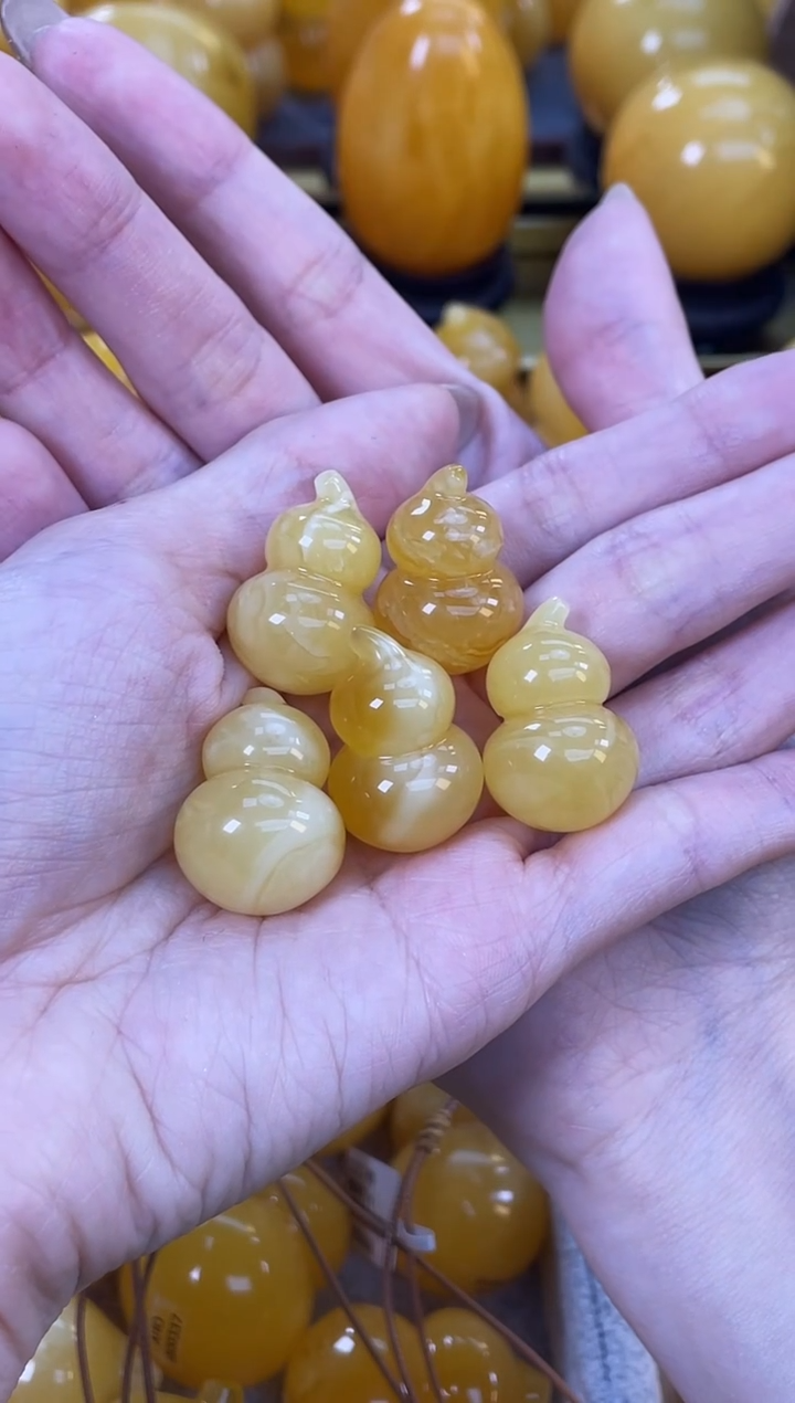 裸石琥珀未镶嵌多样性发货发其一J