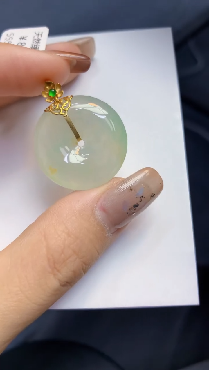 颈饰18K金镶嵌翡翠天然A货翡翠百元以上9元证书费自理