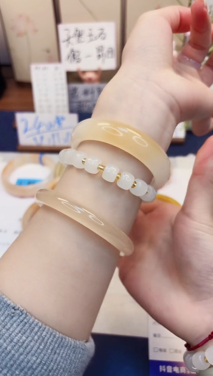 【闪购商品】石英质玉手镯未镶嵌37-财气镯-圈口58