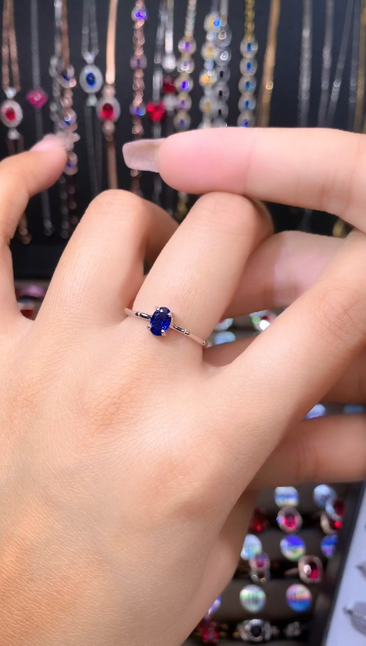 蓝宝石戒指银S925镶嵌银色46