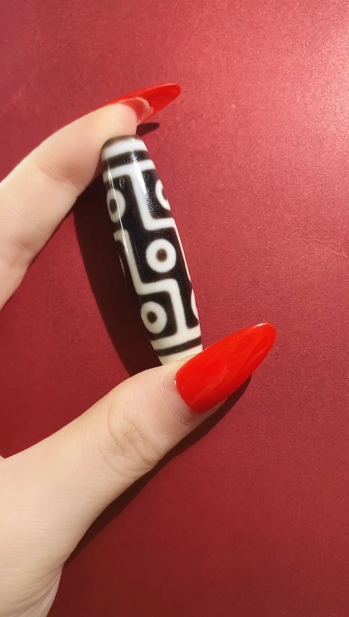 玛瑙/玉髓颈饰合金聚缘折九