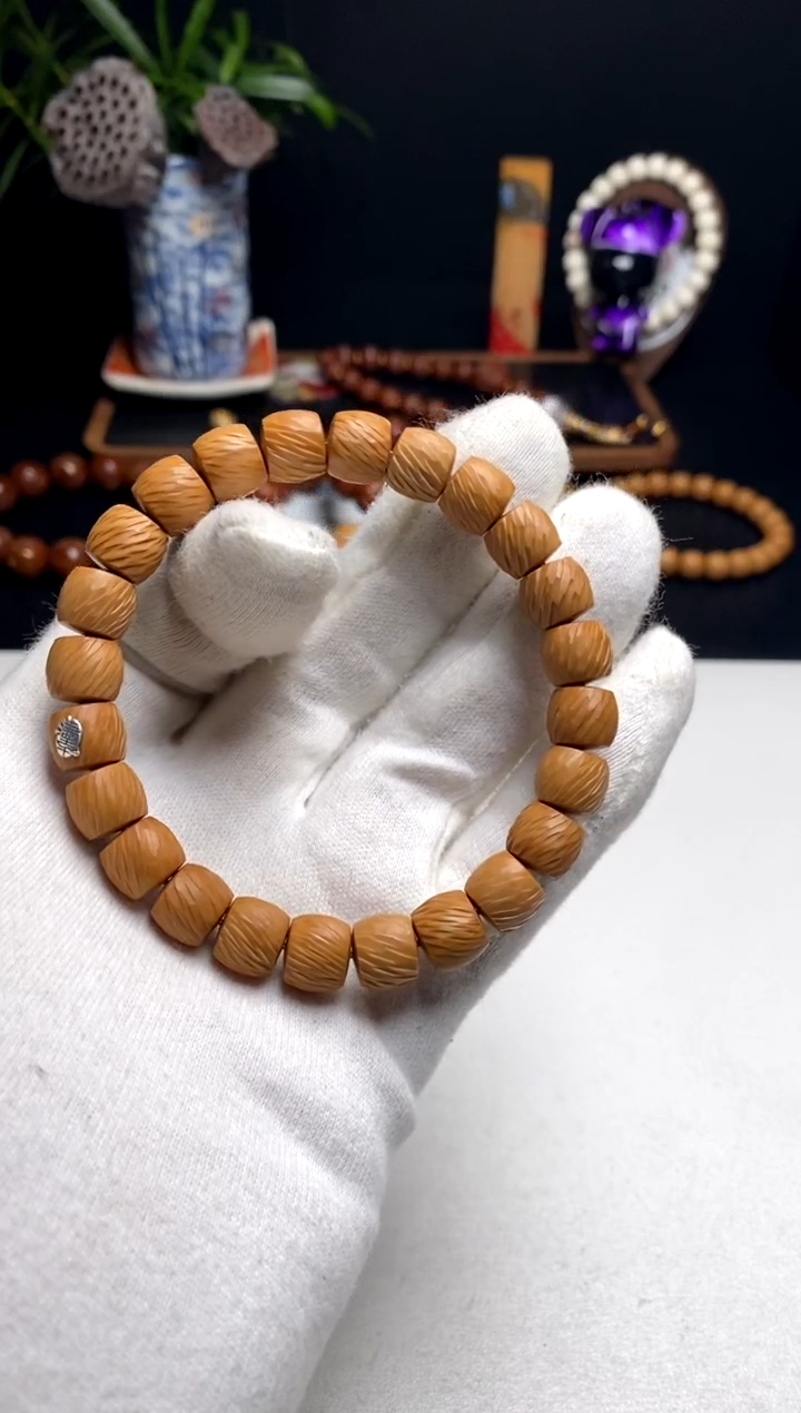 【闪购商品】猴头核桃手串雨墨臻至玄震