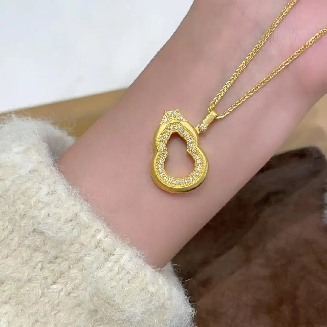 足金999镂空葫芦莫桑吊坠（不含链）