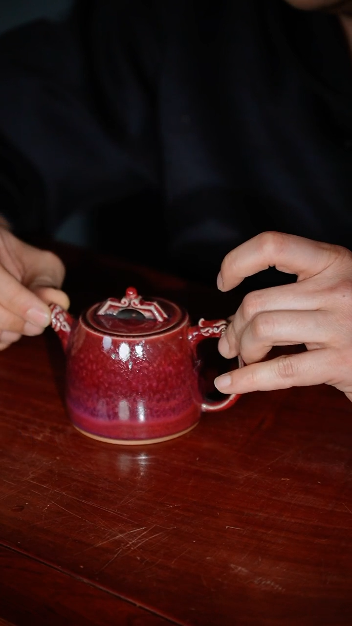 【闪购商品】128-10龙权壶（大贤窑 炉钧红釉）