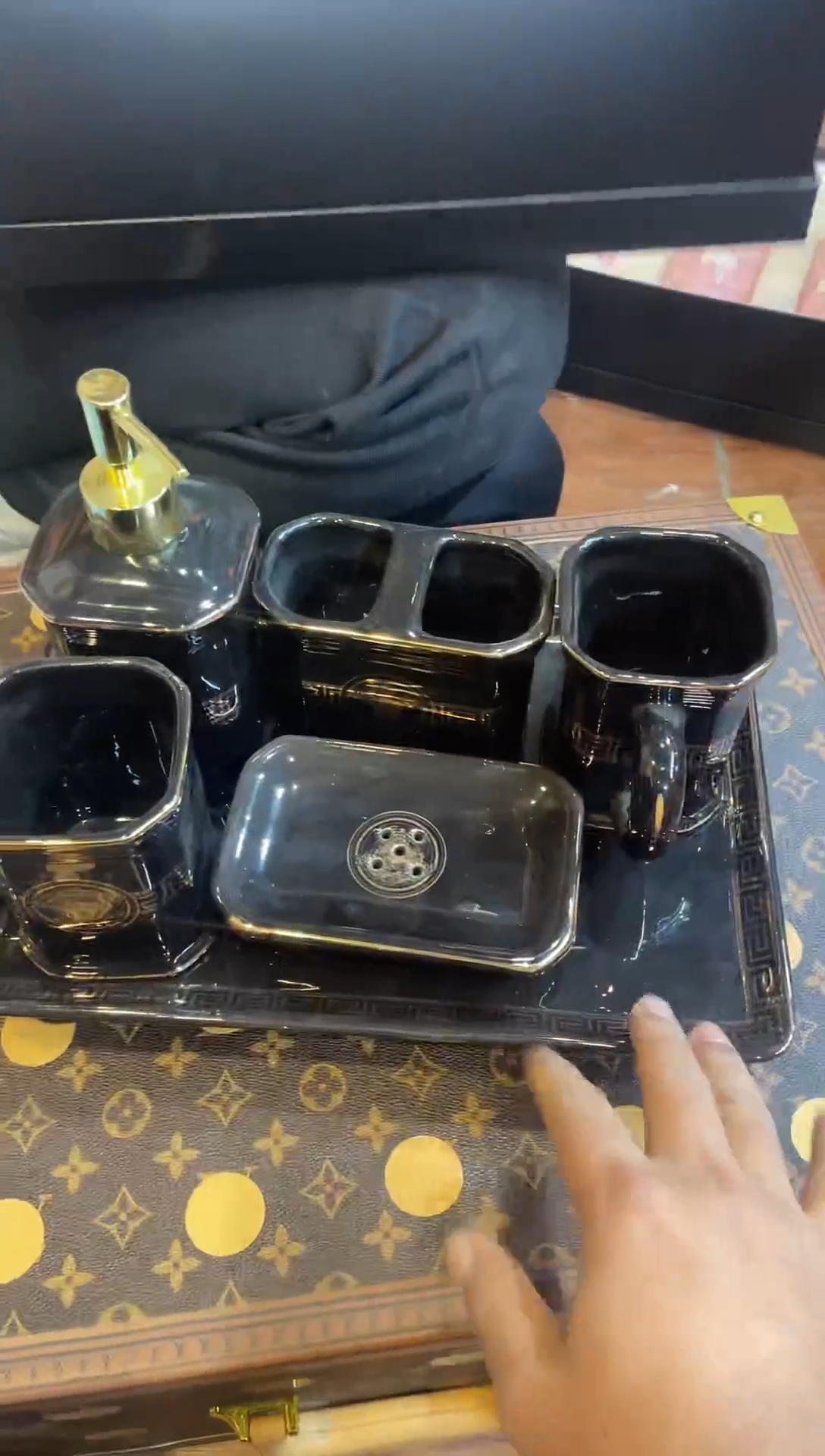 杯鸿辉家品牌瓷器，京东包邮！