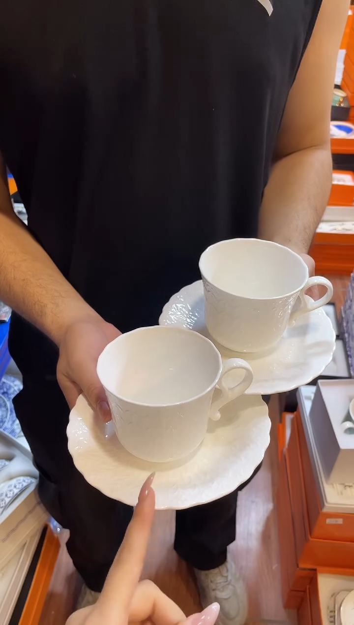 杯鸿辉家品牌瓷器，京东包邮！