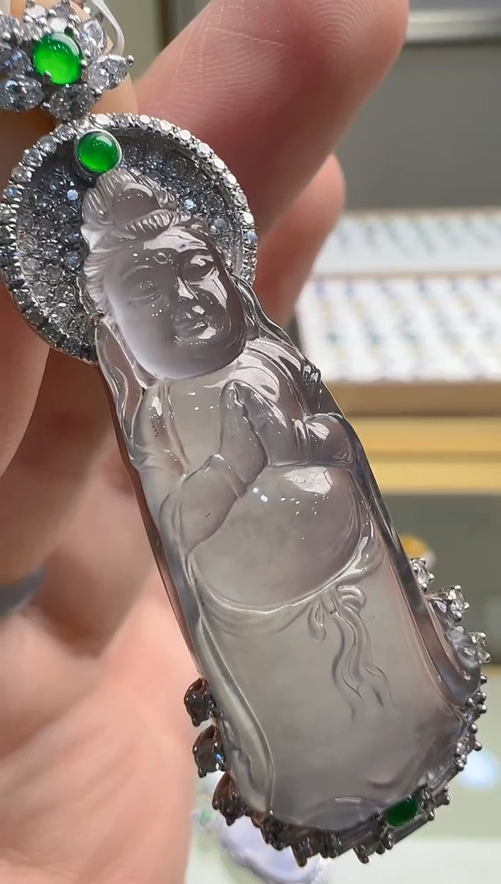 【闪购商品】翡翠吊坠(不含链)18K金镶嵌多样性发货拍一发一